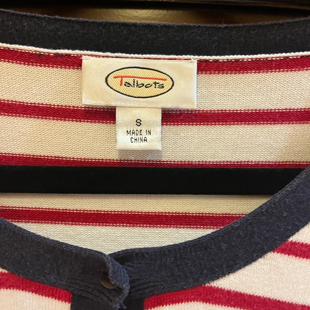 Talbots Button Down Top Small - Picture 7 of 9